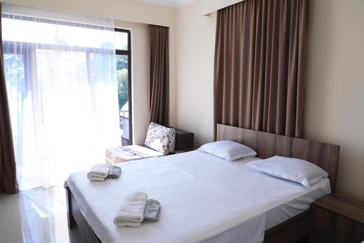 Hotel Estonia Two Kobuleti Extérieur photo