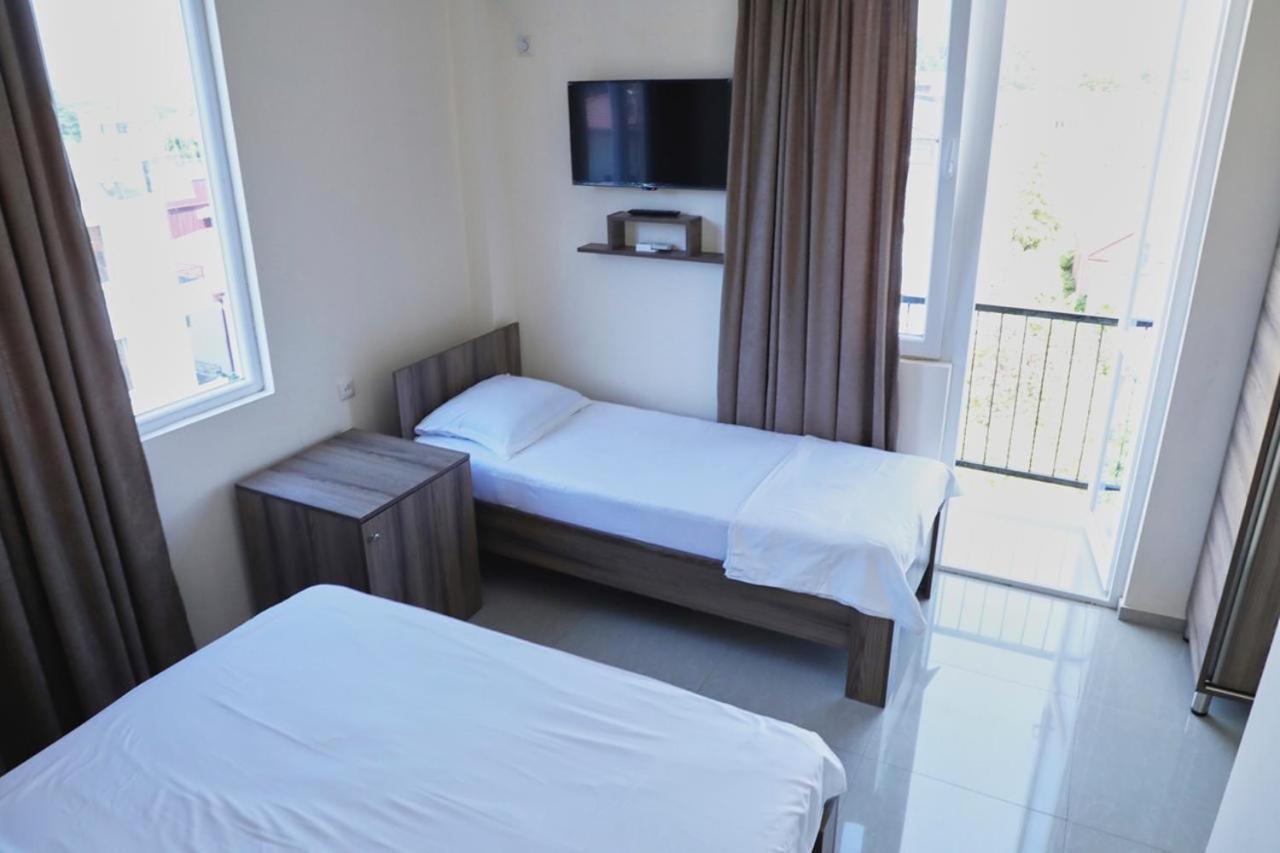 Hotel Estonia Two Kobuleti Extérieur photo